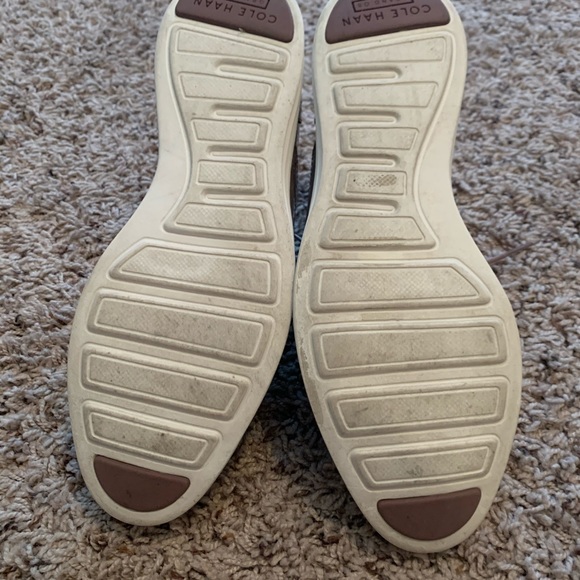 Shoes - Picture 3 of 4